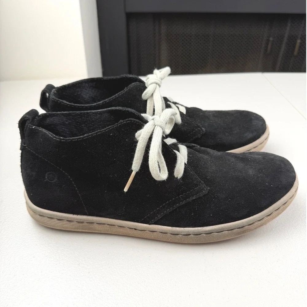 Born Mens Suede Chukka Boots Black M/WH3 7803 Size 9 Desert Ankle Boots
